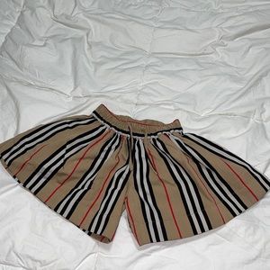 Burberry size 4 shorts girls kids